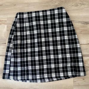Brandy Melville Black and White Mini Skirt